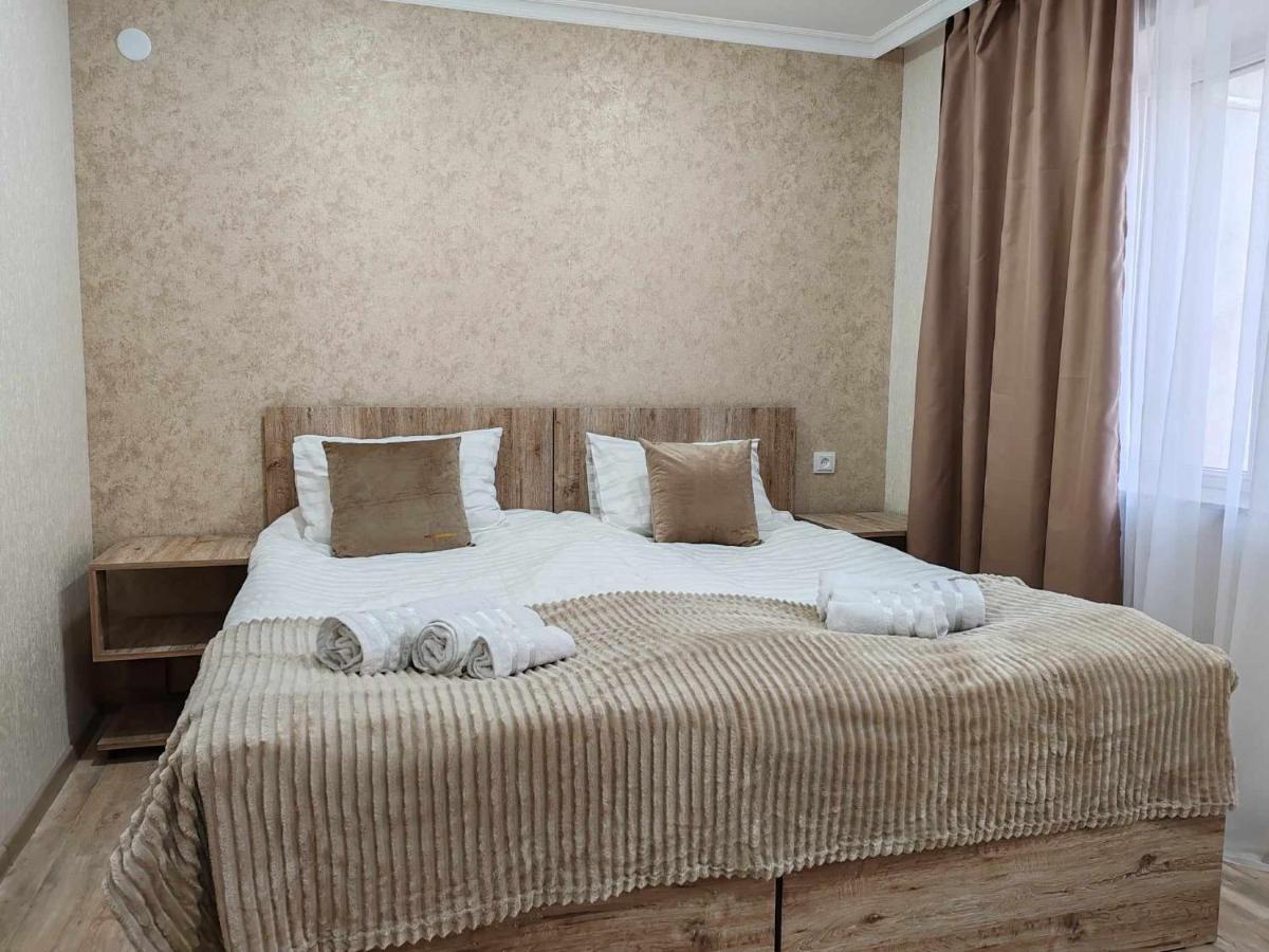 Hotel Sun House à Yeghegnadzor Extérieur photo