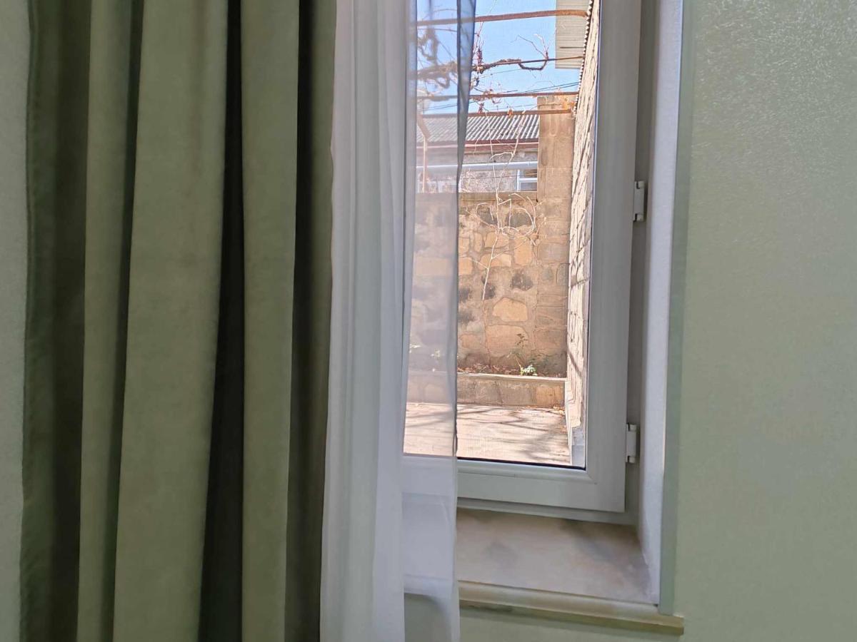 Hotel Sun House à Yeghegnadzor Extérieur photo
