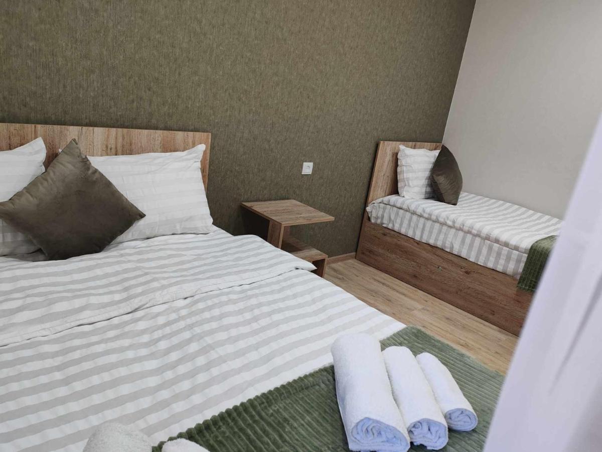 Hotel Sun House à Yeghegnadzor Extérieur photo