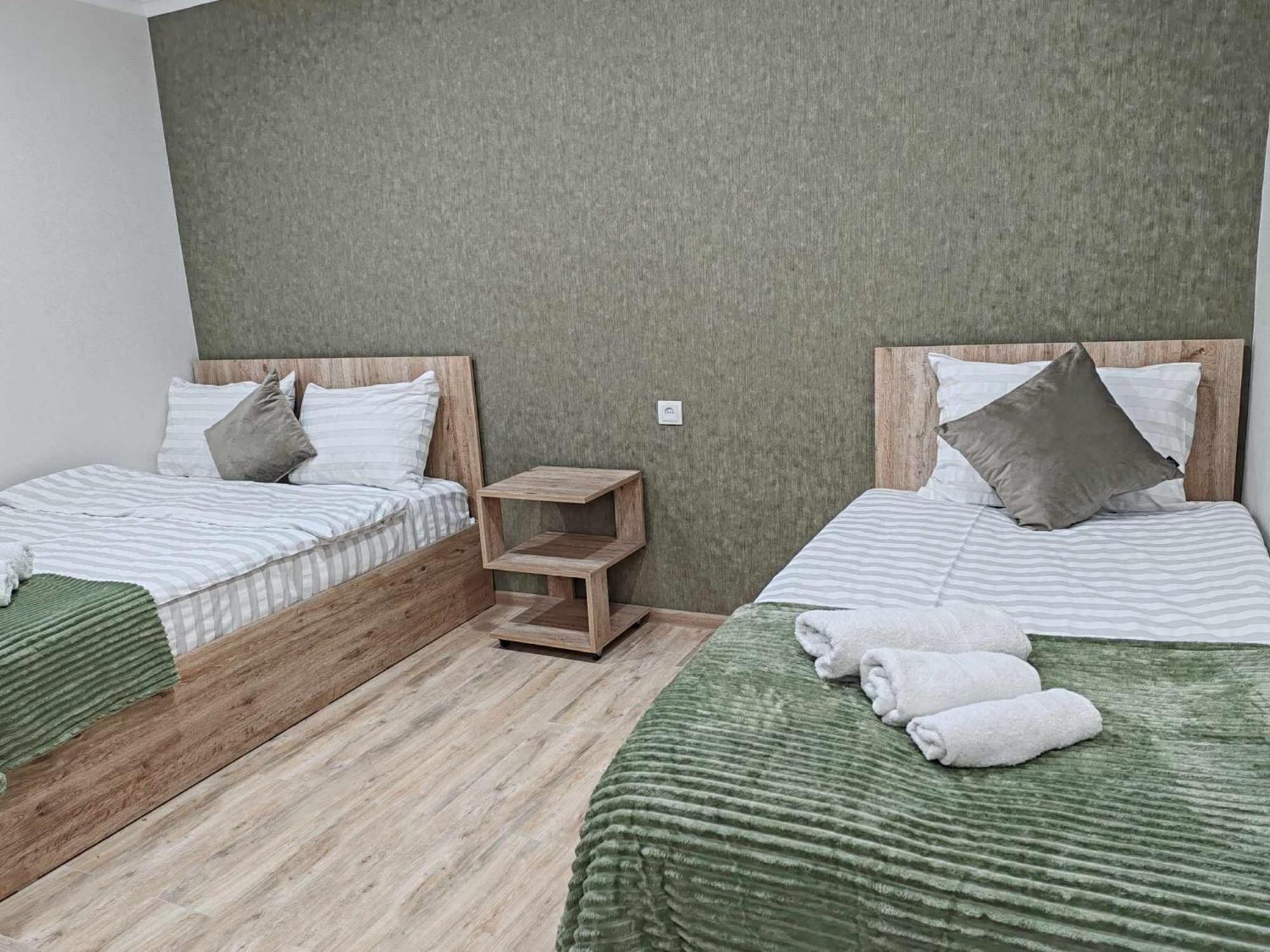 Hotel Sun House à Yeghegnadzor Extérieur photo