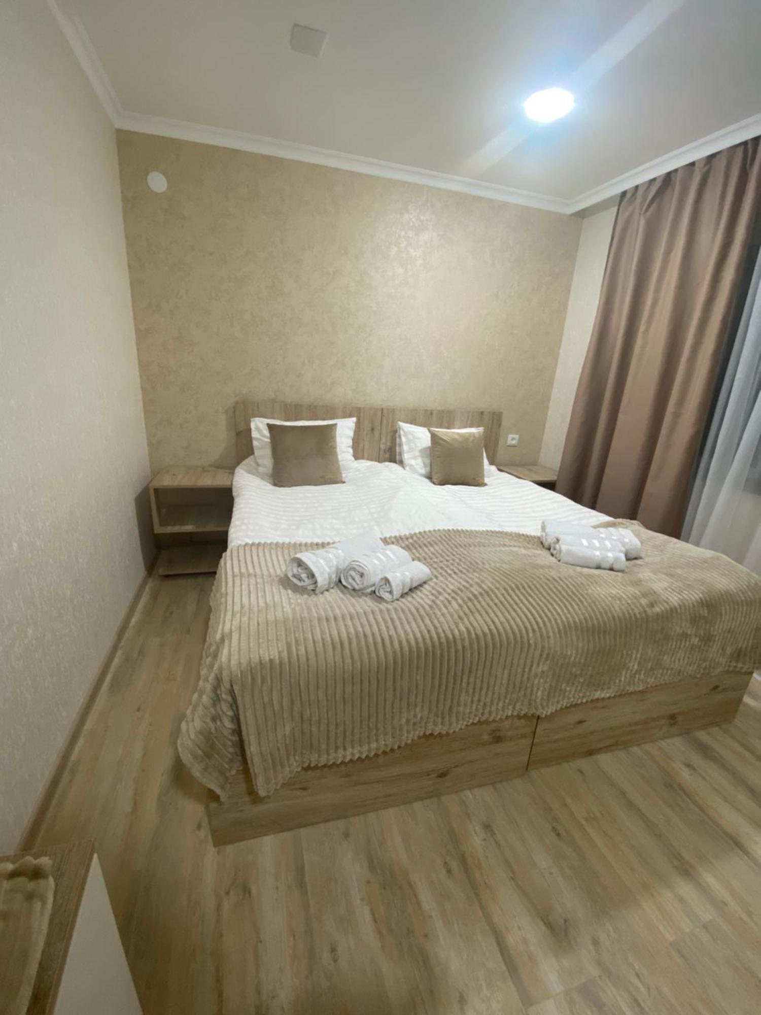 Hotel Sun House à Yeghegnadzor Extérieur photo