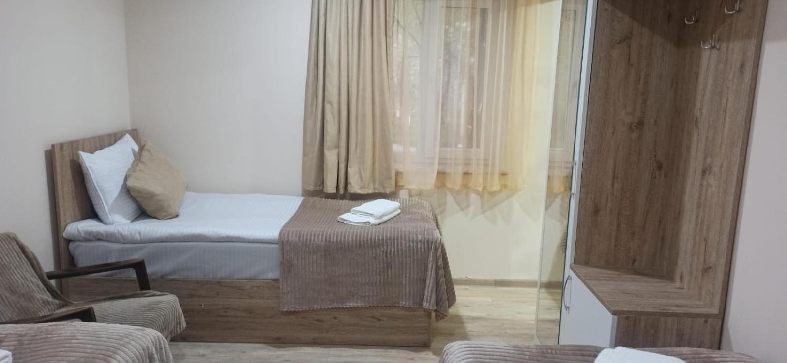 Hotel Sun House à Yeghegnadzor Extérieur photo